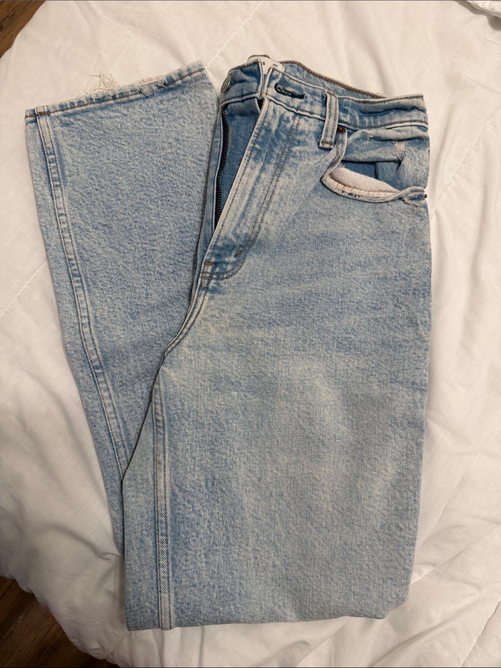 Abercrombie & Fitch Light Wash Straight Leg Jeans